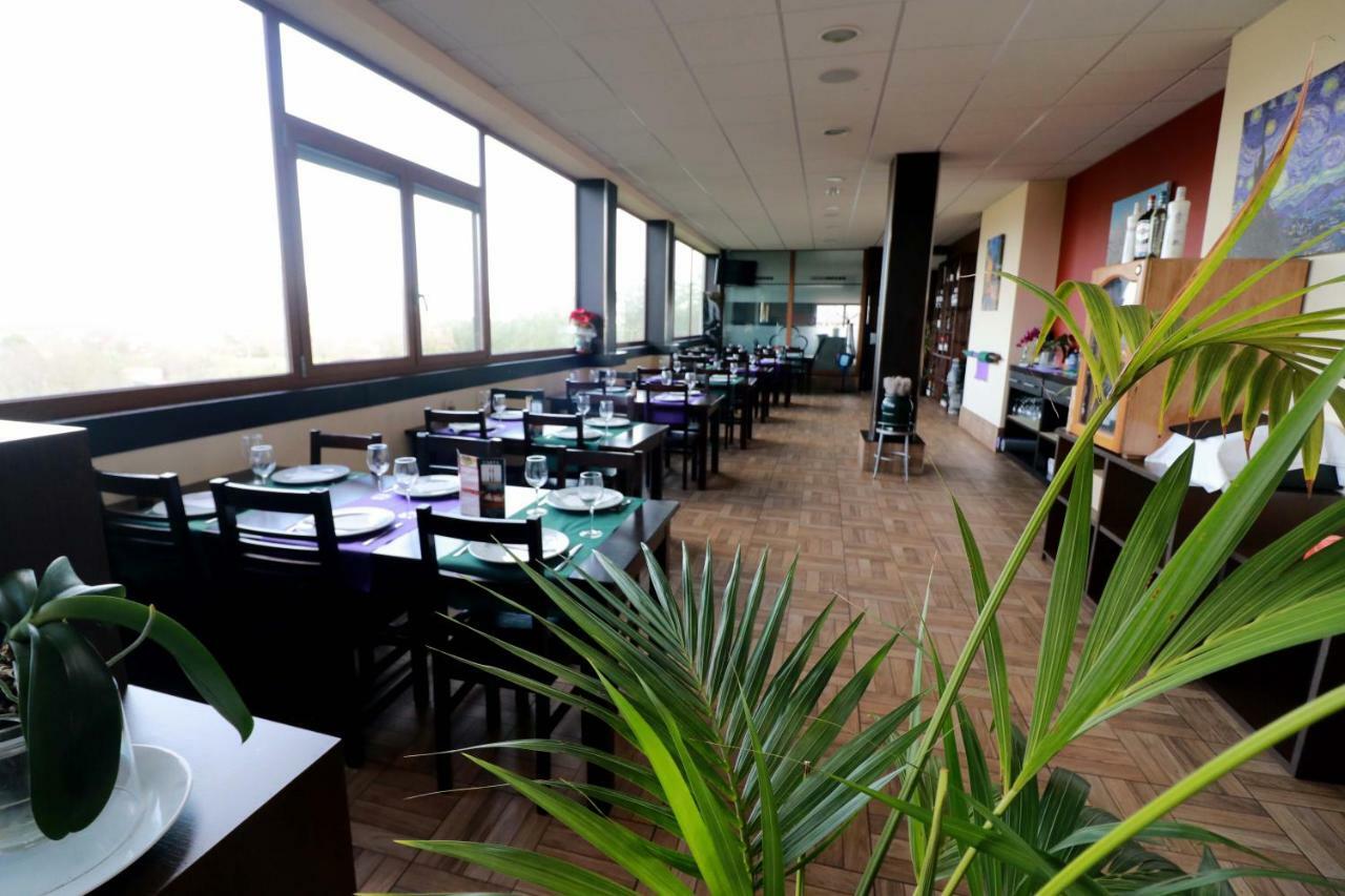Apartamentos Casas Novas Silleda Bagian luar foto